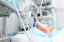 В Госдуму внесен законопроект о посещении пациента в реанимации